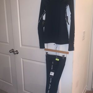 Nike women’s set size XS !